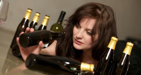  Алкоголизм у женщин: особенности и развитие
